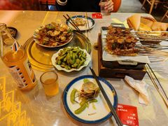 -沪上名羊天下•烤羊腿•东北烧烤•小龙虾(浦东直营总店)