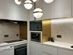 -衡山路(地铁站)