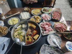 -重庆故事姊妹老火锅(财经学院店)