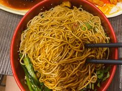 -爆炸头阿姨小四川正宗川味小吃(无任何分店)