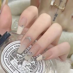 -情同手足美甲美睫
