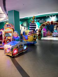 -袋鼠王蹦床公园(中信泰富万达广场嘉定新城店)