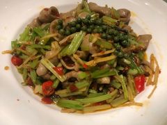 -雀蓝川菜(奥体广场店)