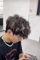 点击看大图 -秦·专注剪发