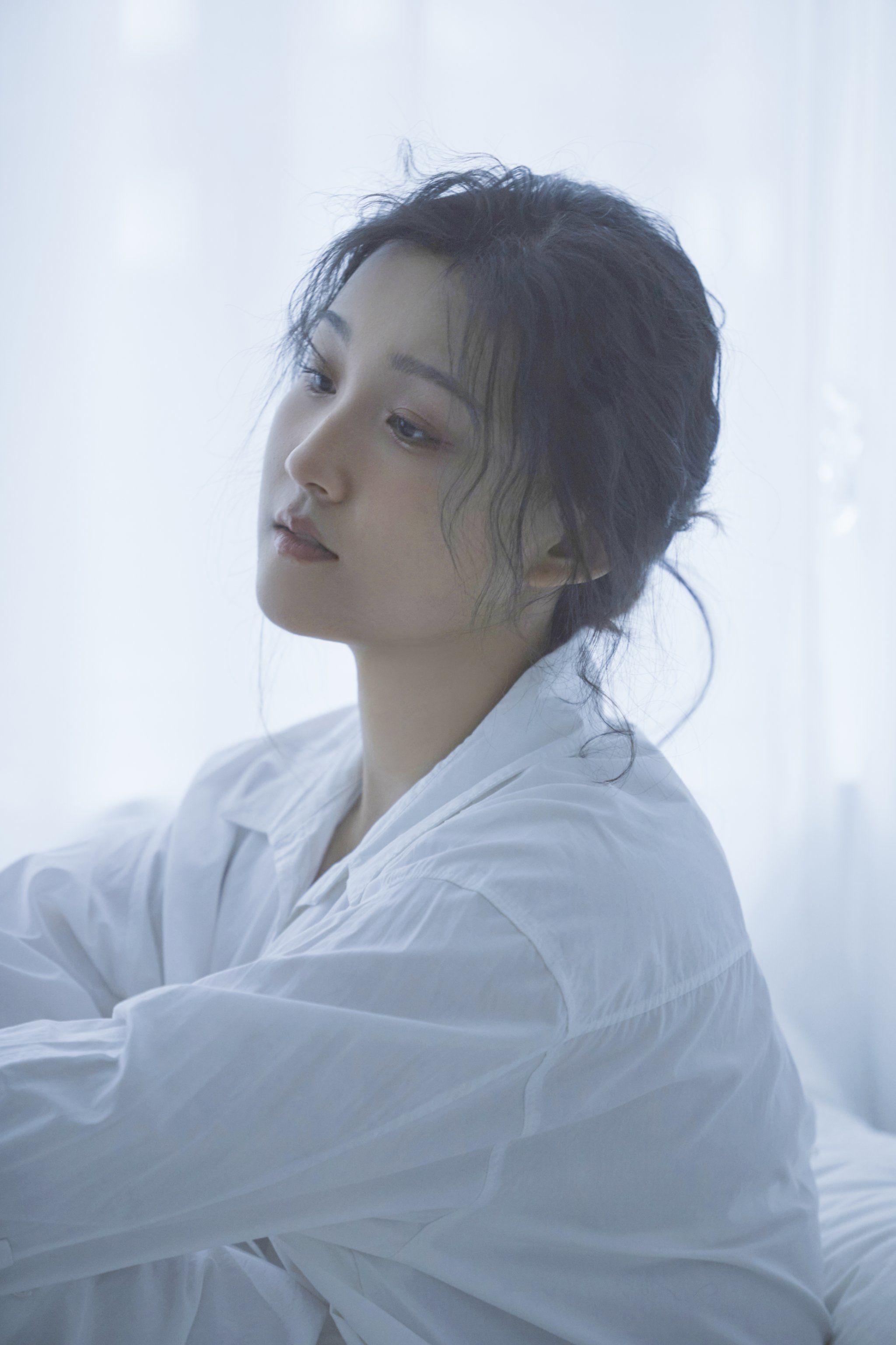 居家写真秋天的微凉氛围感赢麻了