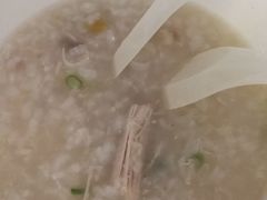 皮蛋瘦肉粥-杨妈妈粥店(华山路店)