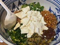 -蜗牛小馆醉乡民谣云南菜(惠新西里店)