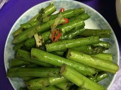 -虹泥小厨(南国花园总店)