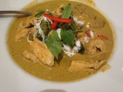 -Thai Pothong Restaurant