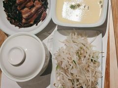 -老乡鸡(上海白玉兰广场店)