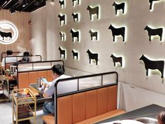 -牛串门串串香(东直门簋街总店)