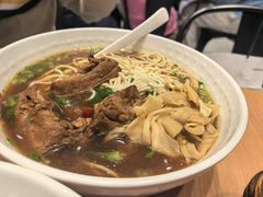 -阳阳中国饭(北京荟聚店)