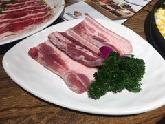 牛五花肉-釜山火炉韩式炭火烤肉(欧洲城店)