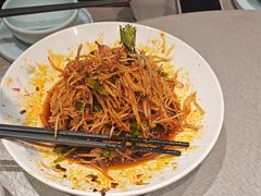 -有红鸡毛店·川菜(建设路店)