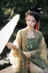 -一揽芳华汉服旗袍体验馆(拙政园店)