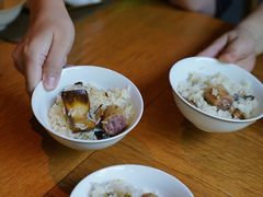 牛肝菌鸡油煲仔饭-新荣记(西溪湿地店)