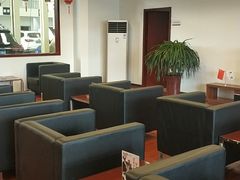 -上汽荣威飞凡体验中心(莲池南二环店)