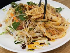 -丽影重庆小面(定西路店)