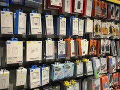 -修卜凡二手严选店·手机维修·回收租赁(川沙地铁站店)