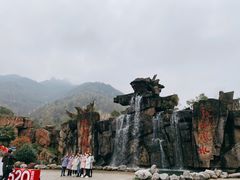 -巨石山景区