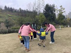 -宾果蒙特梭利托育儿童之家幼儿园(爱琴海店)