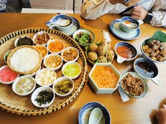 -包整·丝娃娃(一览甲秀楼风景店)