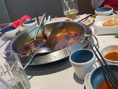 -左庭右院鲜牛肉火锅(金山万达店)
