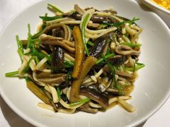 茭白炒鳝丝-玫瑰厅上海菜(兴国路店)