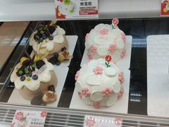 -花花卷卷·鲜食蛋糕(静安久光百货店)