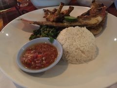 -Mai Mai Restaurant