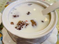 -广信牛奶甜品世家(台东店)