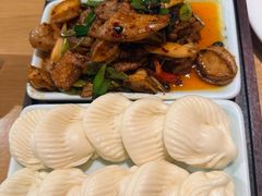 -渝信川菜 · 川味家常菜(财富购物中心店)