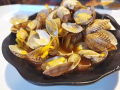 -何记花甲(海岸城旗舰店)