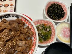 -牛邸·烧肉饭(来福士店)