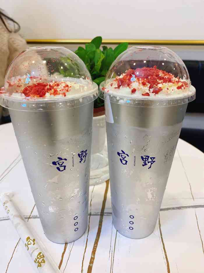 宫野奶茶(银泰城店)-"听闻银泰城新开了成都首家宫野,赶紧拉着小.