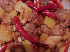 老王头牌黄焖鸡-隔壁老王·家常云南菜(花巷店)