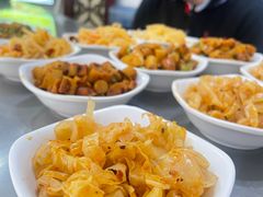 -牛一嘴·兰州牛肉面·大盘鸡(财富中心店)