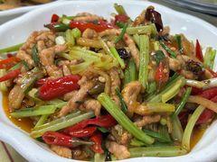 酸萝卜炒肉丝-胖哥川菜馆(武东路店)