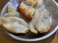 -黄阿姨锅贴大王(万航渡路店)