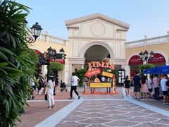 -佛罗伦萨小镇广佛名品奥特莱斯(疏港路店)