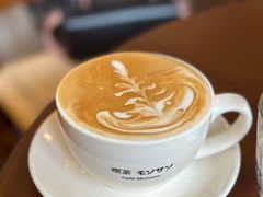 -Café Monson