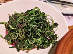 -黄泥岗·地道湖北菜(奥特莱斯店)