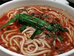 小锅米线-云海肴·汽锅鸡·云南菜(高德置地店)