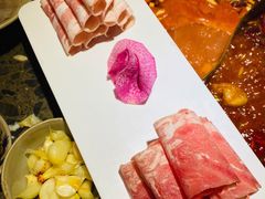 肥牛肥羊双拼-小龙坎老火锅(华飞店)