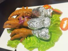 -河畔春天时尚餐厅