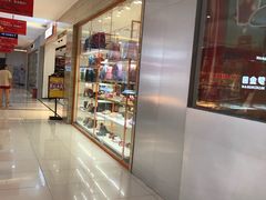 -港澳广场购物中心