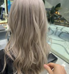-G.O.T salon