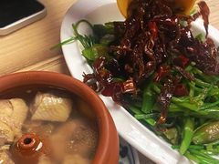 水性杨花-缘生态云南菜·野生菌庭院餐厅(华侨城店)