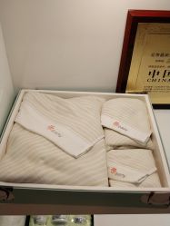 -晶奕空间专业脱毛连锁机构