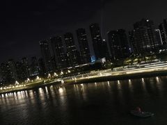 -南京眼步行桥